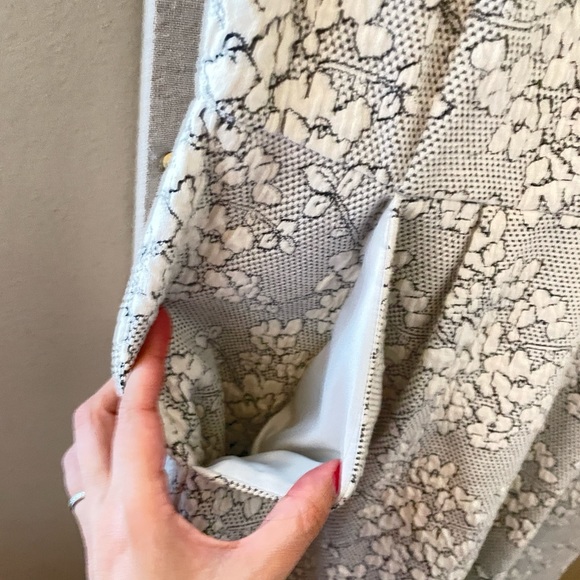 Tabitha Dress Floral White and Black Size Small 4 - Picture 3 of 7